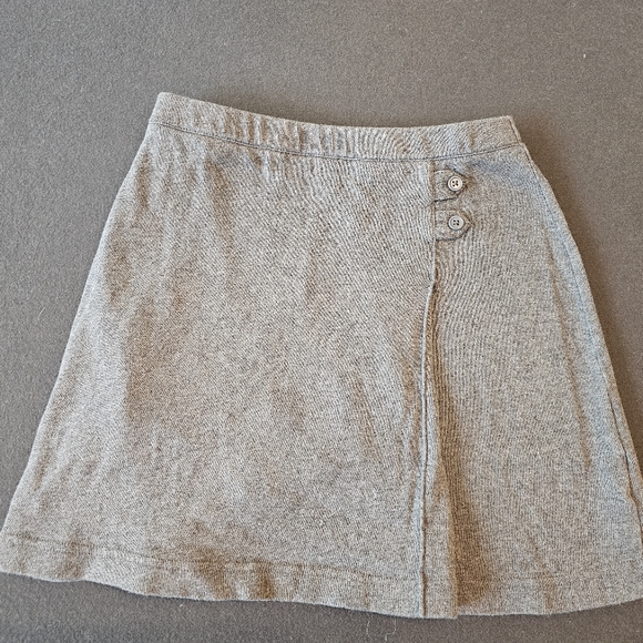 LandsEnd Girls Knit Above the knee skort, Uniform, Size 12, Grey - Picture 6 of 7
